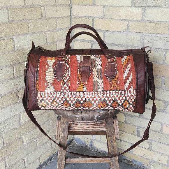 Handmade Leather & Kilim Duffel Bag - Picture 3 of 8